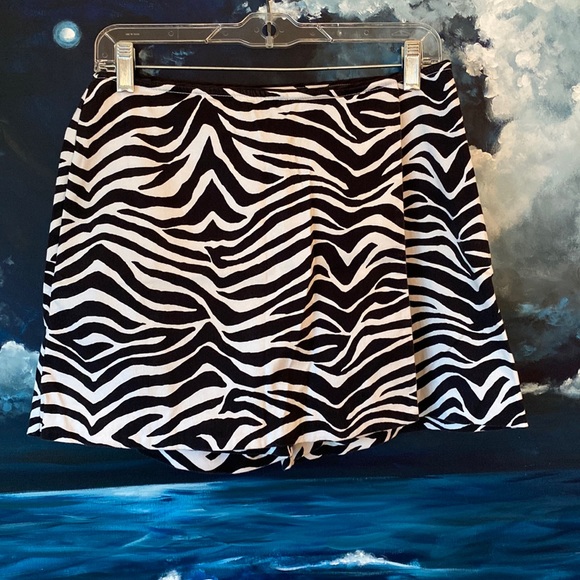 Walk on the Wild Side - Zebra Skort! - Picture 1 of 4